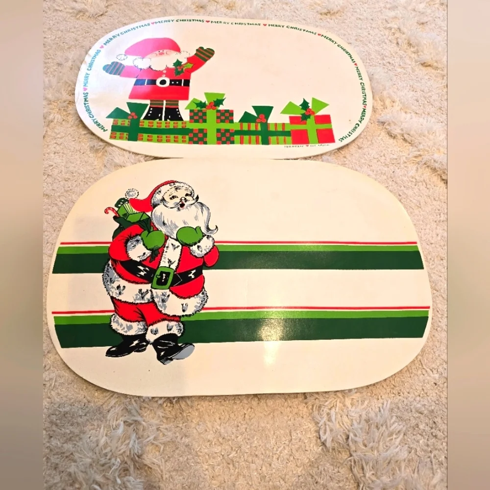 Retro Vinyl Set of 2 Christmas Placemats